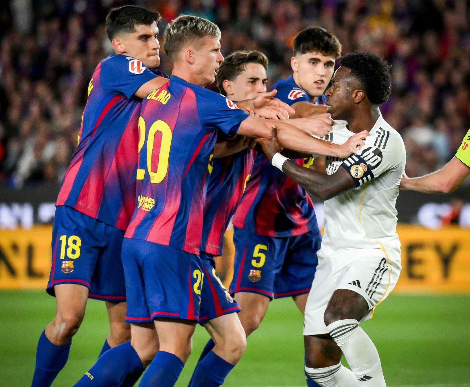 برشلونة 7 بطولات على حساب ريال مدريد: هيمنة تاريخية مذهلة بين 2023 و2026