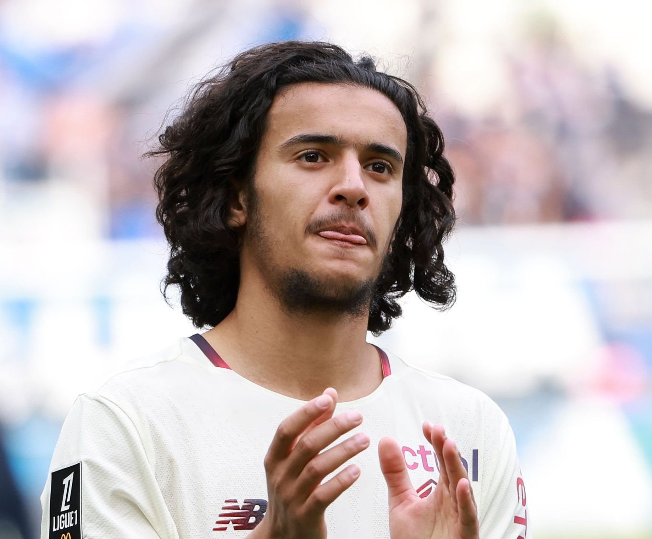 أيوب بوعدي لاعب وسط المنتخب المغربي الجديد مرشح للثنائية مع العيناوي في مونديال 2026